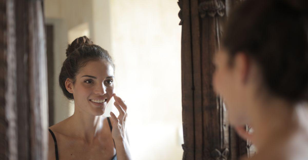 Formas de investir na sua autoestima com estética facial